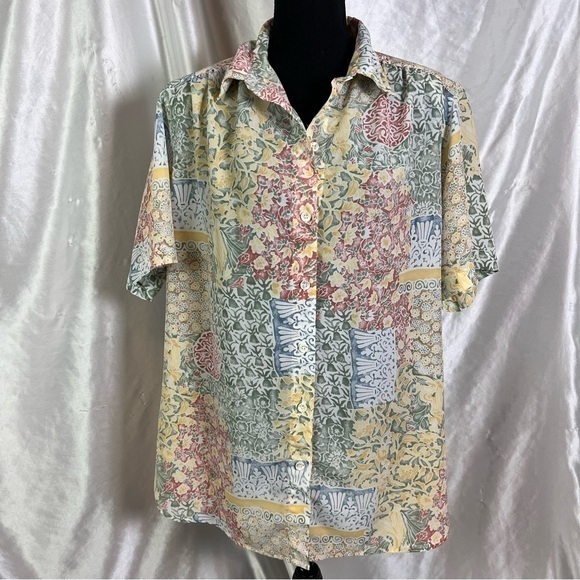 Vintage Tops - Vintage Alfred Dunner Pastel Floral Patchwork Button Down Top Soft &Feminine 16W